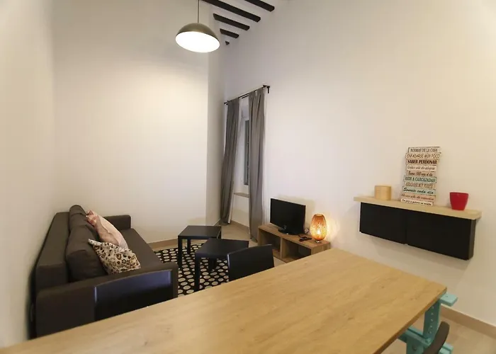 Preciosa Oportunidad, Junto A Playa Y Teatro Falla